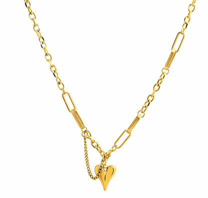 Precious Heart Necklace (18k Gold Plated)